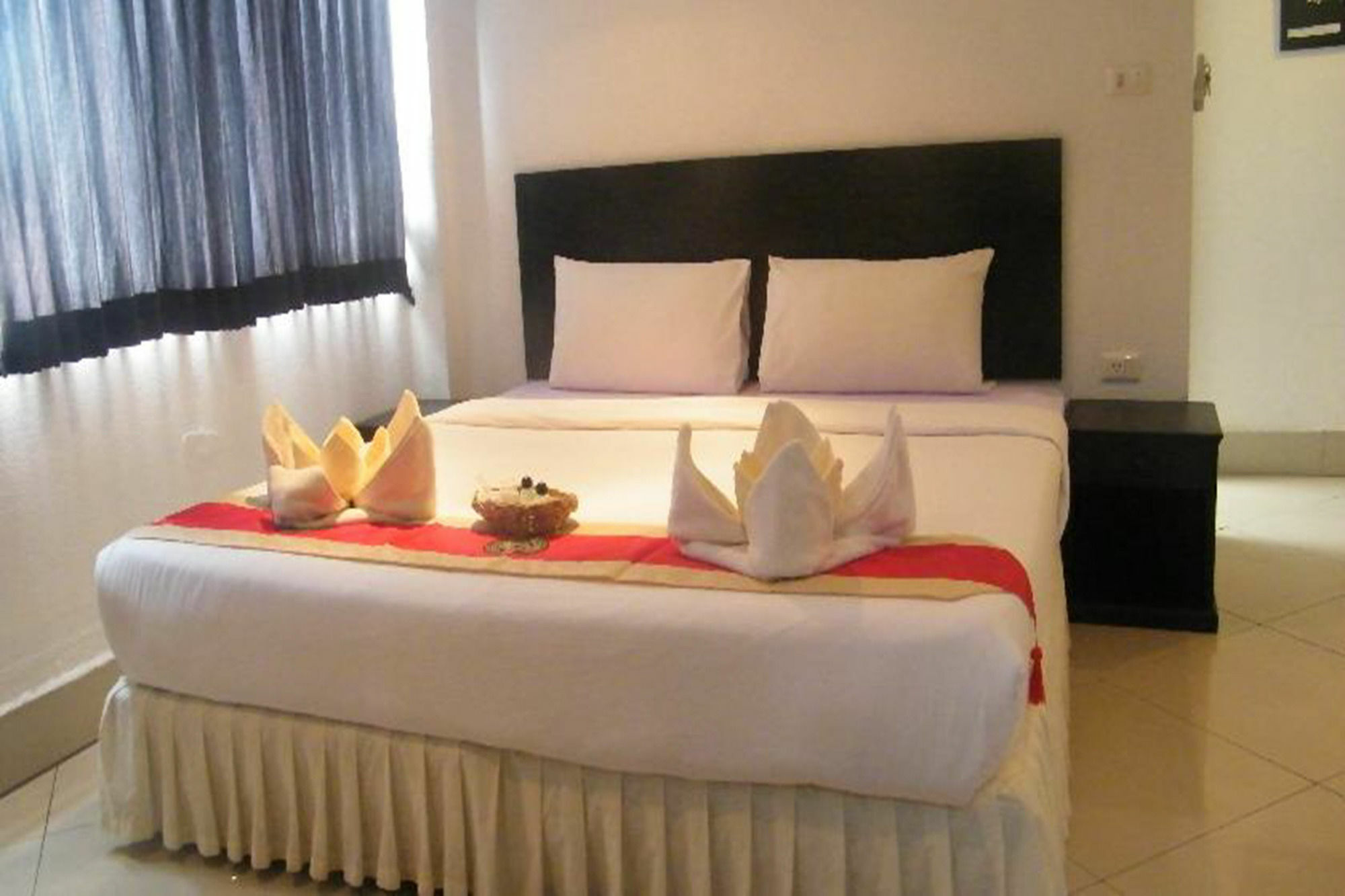 Oyo 835 Koh Chang Luxury Hotel Екстер'єр фото