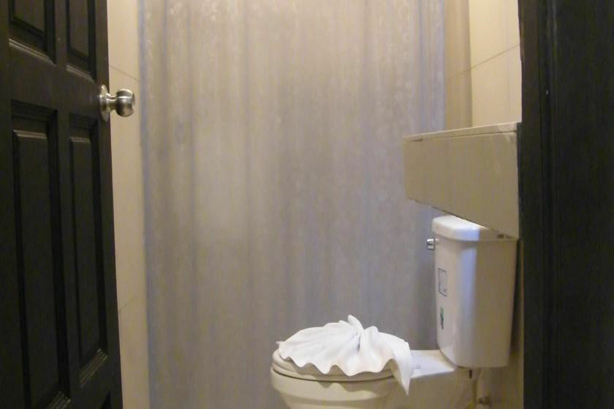 Oyo 835 Koh Chang Luxury Hotel Екстер'єр фото