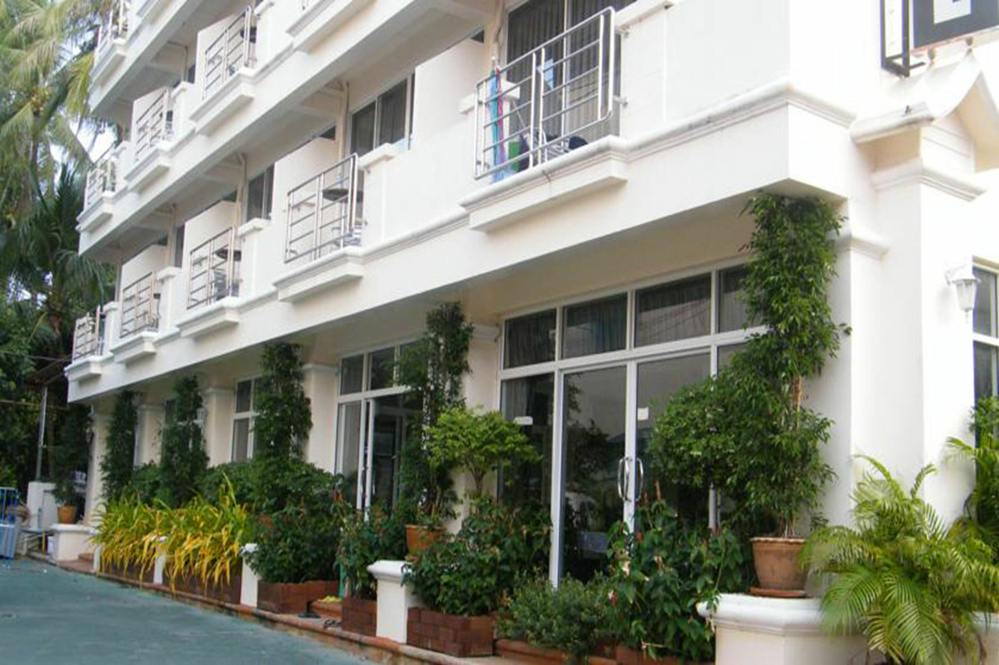 Oyo 835 Koh Chang Luxury Hotel Екстер'єр фото