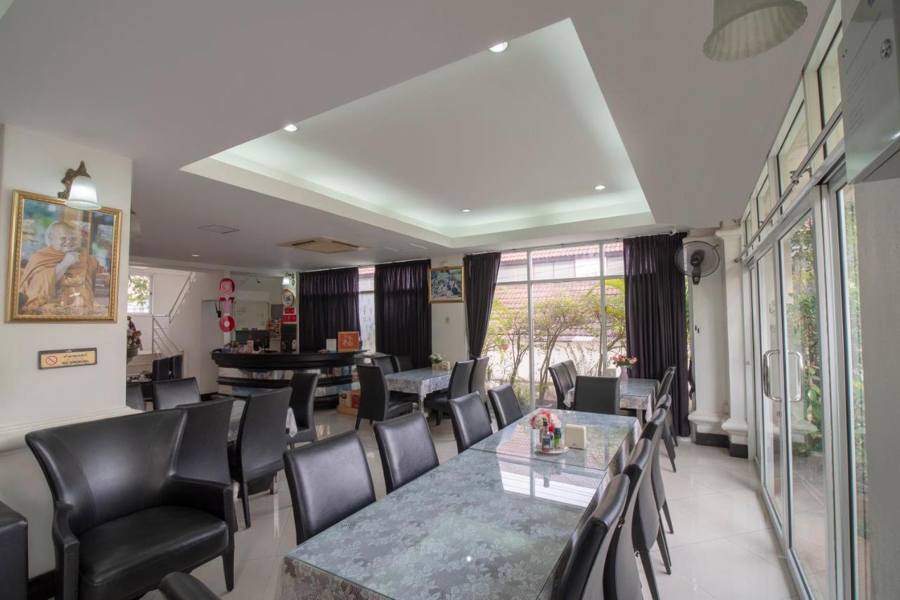 Oyo 835 Koh Chang Luxury Hotel Екстер'єр фото